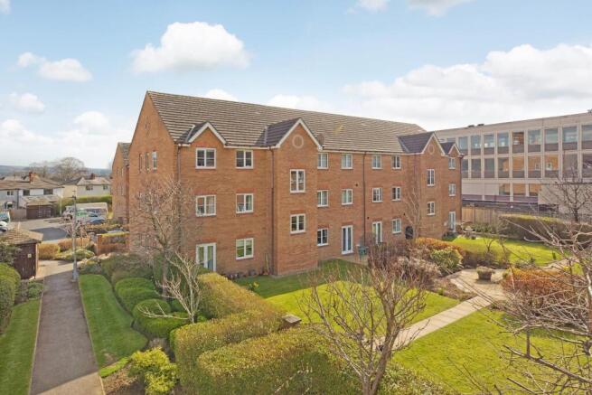 2 bed Apartment for sale Image 11