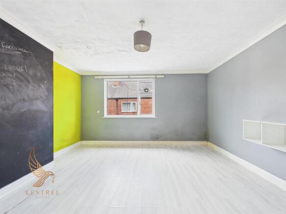 2 bed Terraced for sale Image 10
