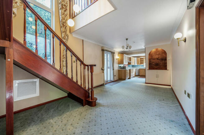 Hall/Breakfast Room