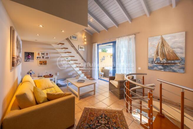 Upper sitting room