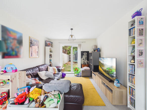 3 bed Semi-Detached for sale Image 5