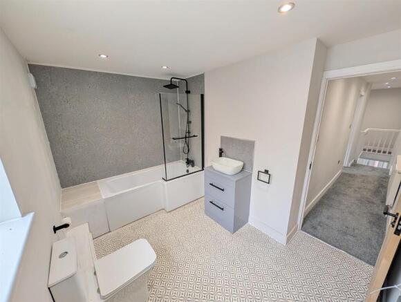 Bathroom W.C.