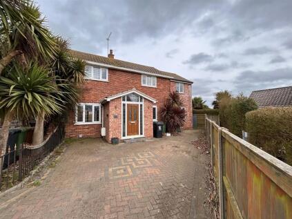 Edinburgh Close, Caister-on-Sea, GREAT YARMOUTH