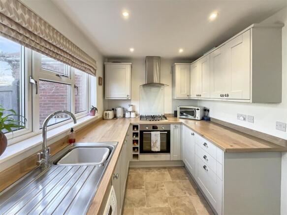 Kitchen/Breakfast Room