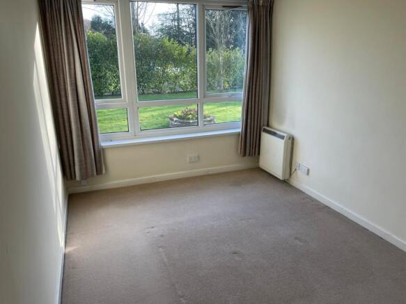 1 bed Flat to rent Image 6
