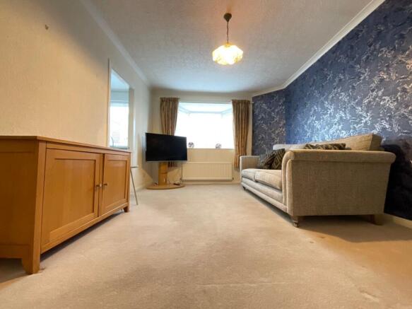 2 bed Flat for sale Image 6