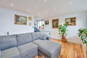 Flat 42, Mardyke House Mardyke Estate, Crosslet Street, London SE17 1HH