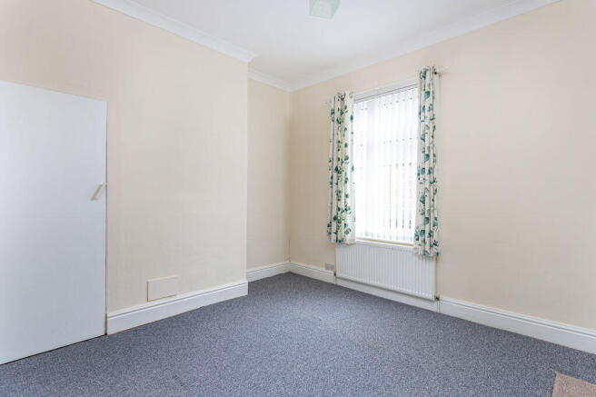 2 bed Terraced for sale Image 6