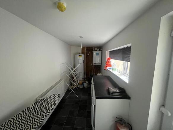6 bed House Share for sale Image 6