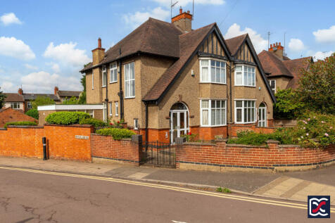 Park Avenue North, Abington, Northampton