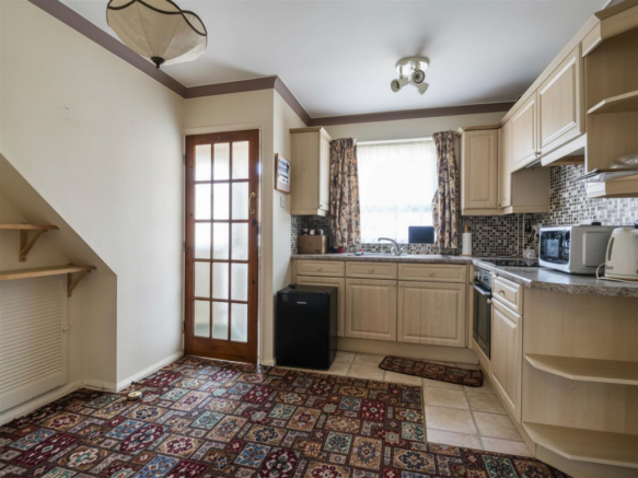 2 bed Terraced for sale Image 5