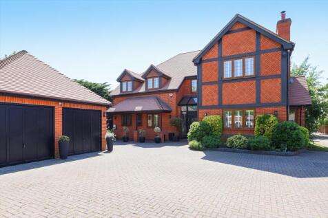 Highfield Road, Sunbury-on-Thames, Surrey TW16