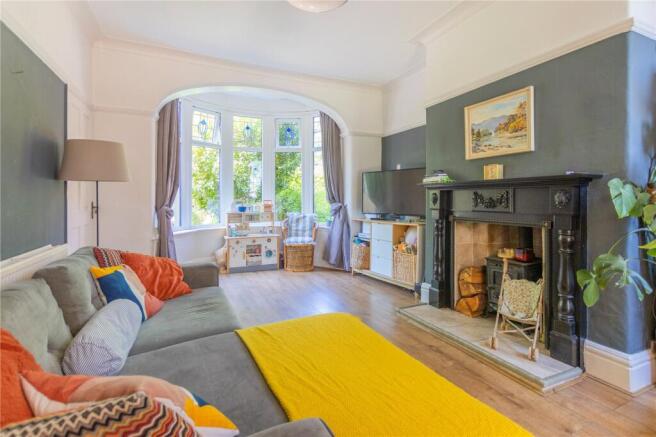 3 bed Semi-Detached for sale Image 8