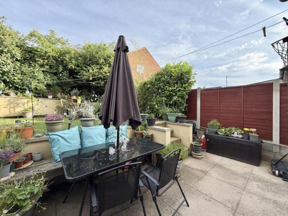 3 bed Semi-Detached for sale Image 11