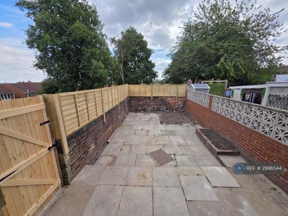 3 bed End of Terrace to rent Image 7