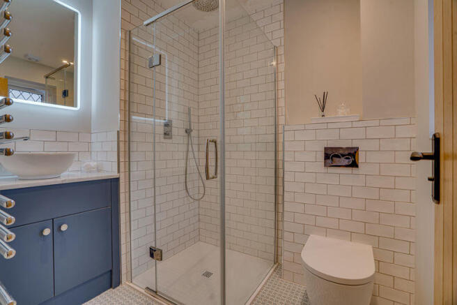 Ensuite shower room