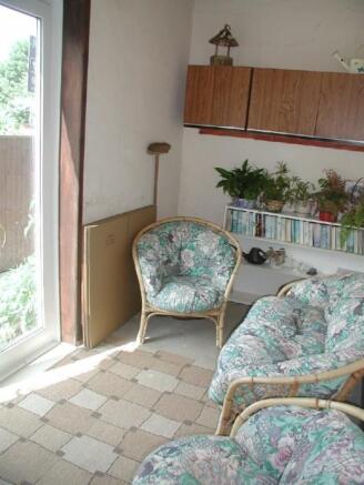 GARDEN ROOM