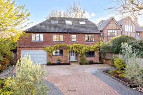 Vincent Close, Esher, Surrey, KT10