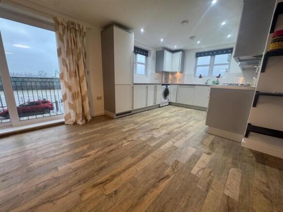 21 Sorlings Reach 1.jpg