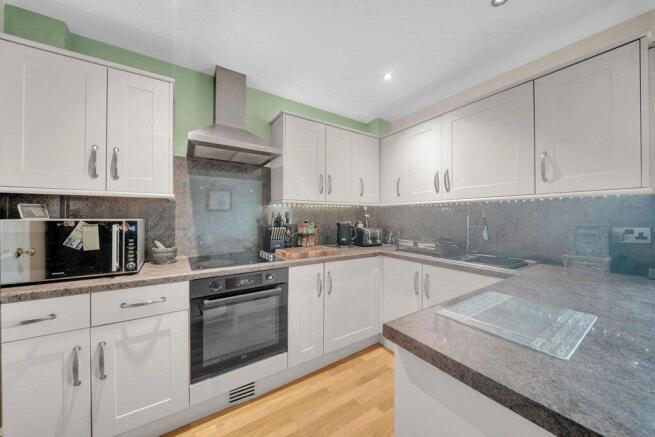3 bed Semi-Detached for sale Image 5