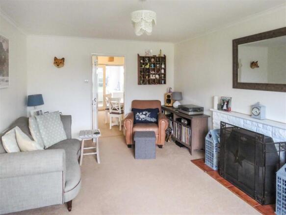 Living Room.JPG