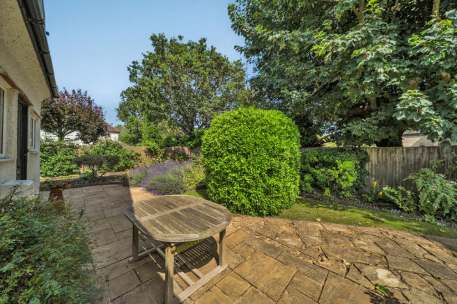 Photo 3