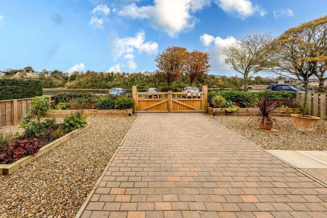 Private Driveway