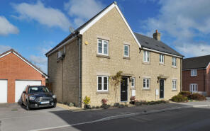 120, Linnet Lane, Melksham SN12 7FU