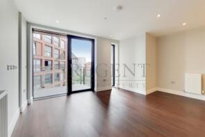 Flat 905, 12 Morello House, Leamouth Road, London E14 0US