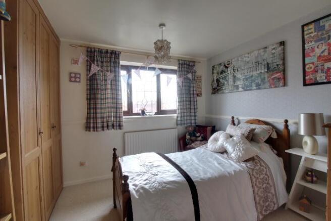Bedroom 2 (Double)