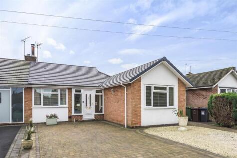 Runnymede Drive, Balsall Common, CV7