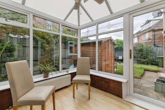 4 bed Semi-Detached for sale Image 9