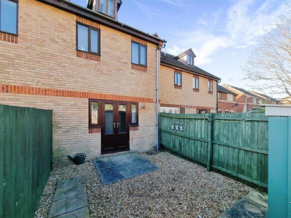 Rushden Harborough Road Back Garden.jpg