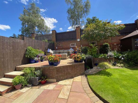 Al-fresco Sun Terrace