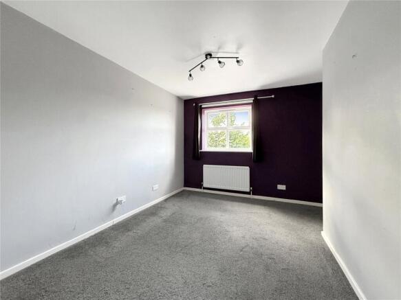 4 bed Detached for sale Image 8