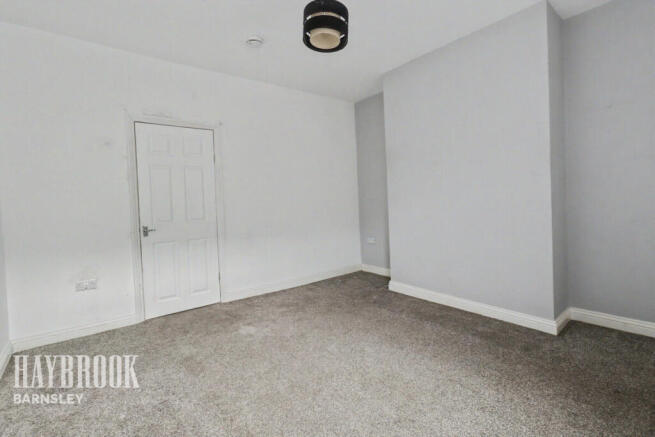2 bed Terraced for sale Image 5