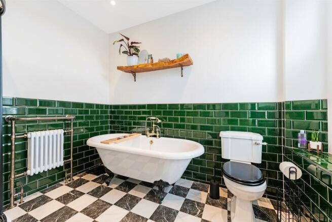 Ensuite