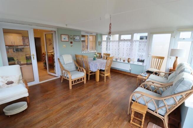 8273 Conservatory 2.JPG