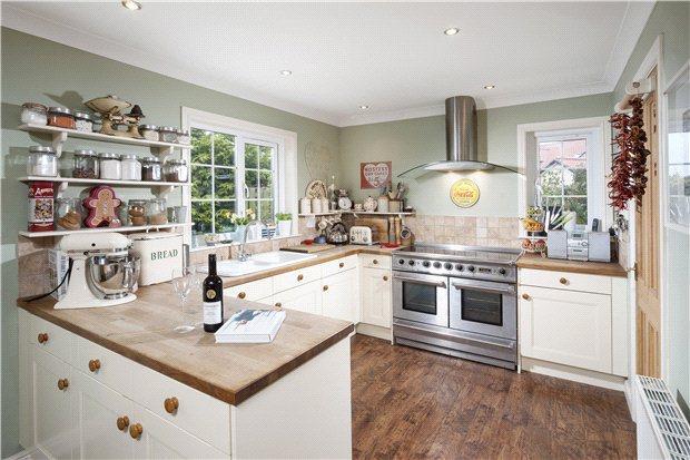 Kitchen/Dining