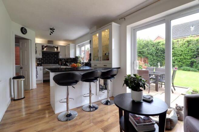 Kitchen/Breakf...