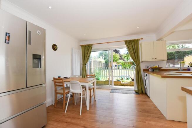 # Dining Area.jpg