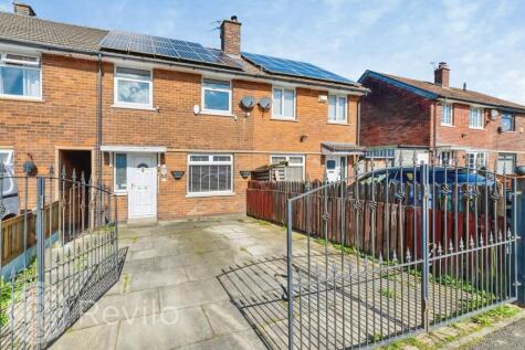 Cedar Lane, Newhey, OL16