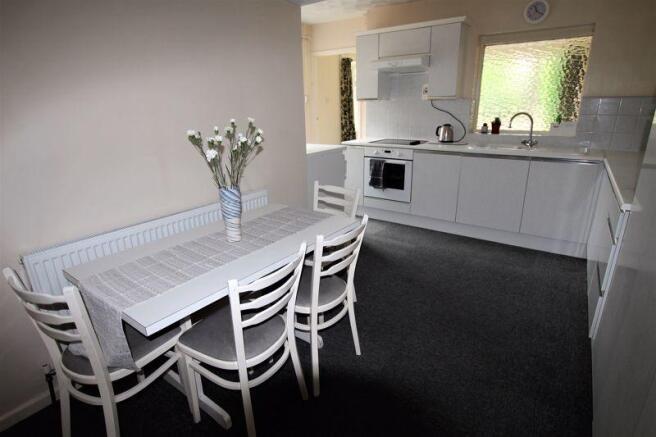 Kitchen/Dining Room