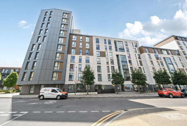 1325715-19-687a38...