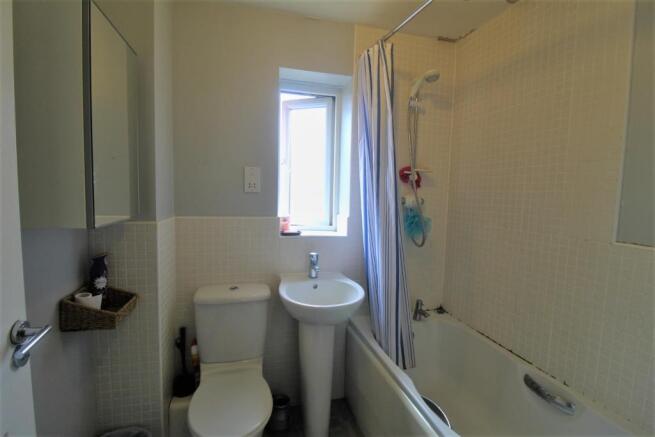 Bathroom.JPG