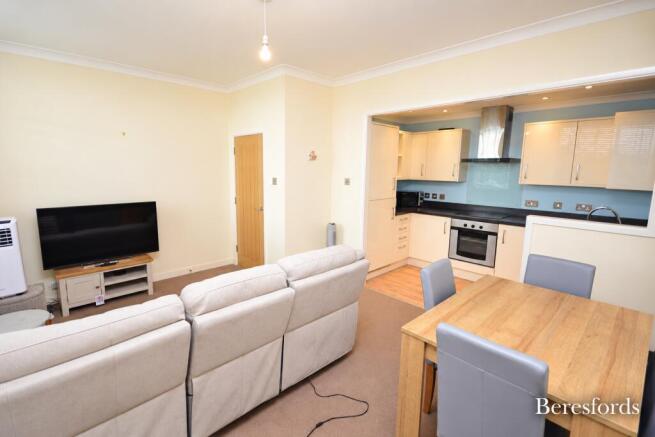 Lounge / Kitchen