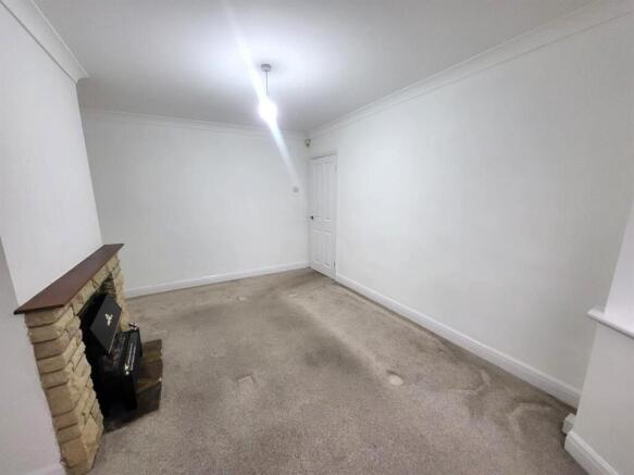 Reception Room 2 Pic 2