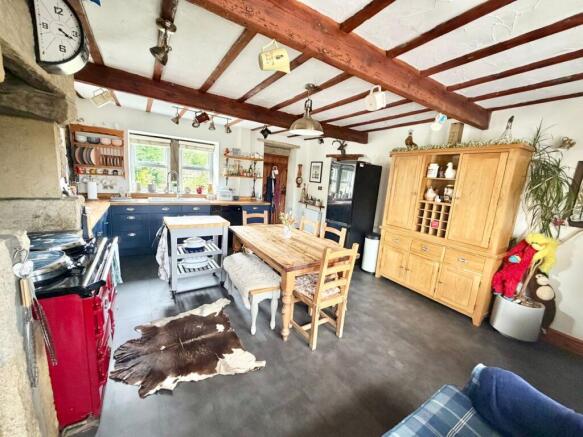 3 bed Detached for sale Image 7