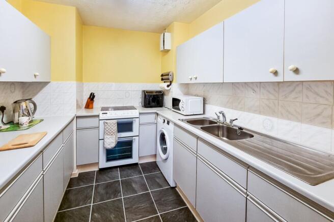 1 bed Apartment for sale Image 8