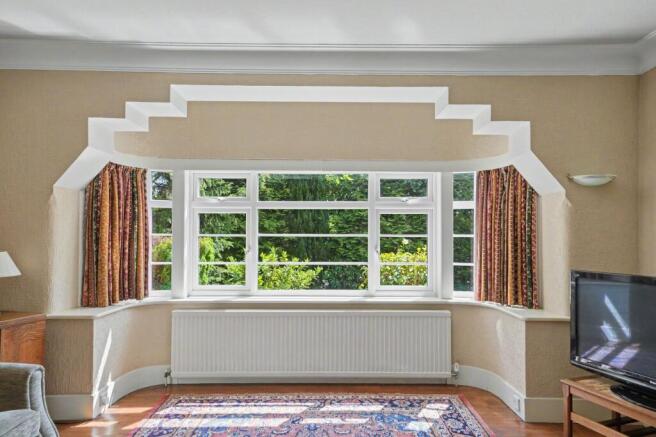 4 bed Detached for sale Image 9